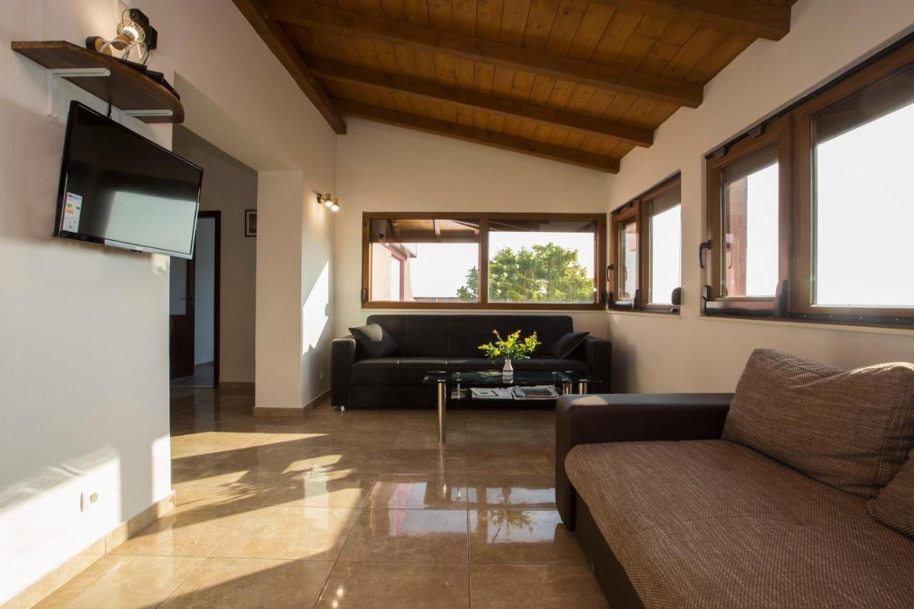 Villa Nives Holiday Apartment Rentals Ποντστράνα Εξωτερικό φωτογραφία